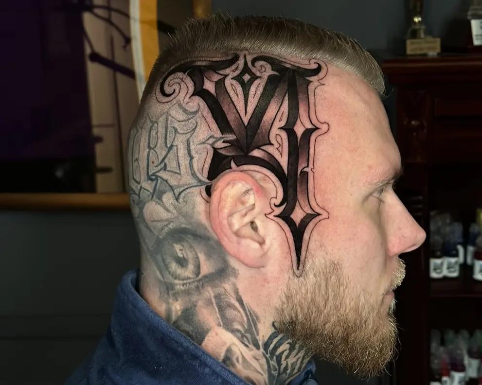 Vi Lettering Auf Der Rechten Kopfseite
